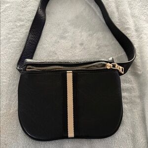 Moda Luxe Black Crossbody Bag